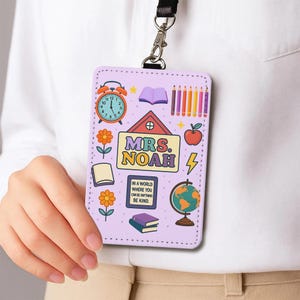 Étiquette personnalisée pour professeur, mignon violet, badge d'identification de classe, lanière pour professeur, soyez gentil, citation, cadeau personnalisé pour professeur, accessoire scolaire