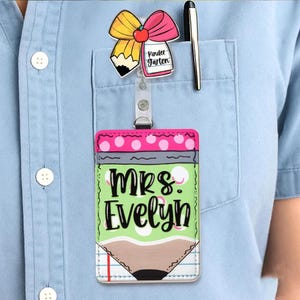 Porte-badge personnalisé pour enseignant, joli porte-carte d'identité en cuir avec clip, étiquette d'identification personnalisée avec étoile arc-en-ciel et smiley pour la rentrée scolaire