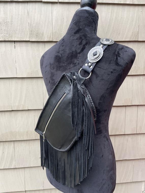 The Wild West Sling bag