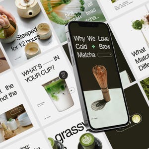 Op de afbeelding: Een smartphone toont de tekst "Why We Love Cold Brew Matcha" met een illustratie van een matcha-garde. Rondom de telefoon zijn afbeeldingen van matcha-dranken, theesets en tekst over matcha. Het algemene thema is matcha-thee.