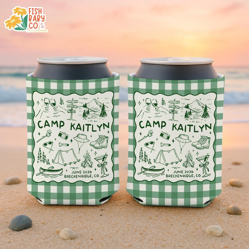 Enfriador de latas para despedida de soltera, portavasos para despedida de soltera, recuerdos para despedida de soltera con temática de campamento, regalos personalizados para damas de honor. imagen 2