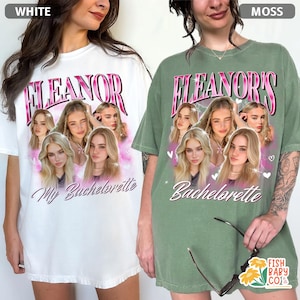 Pu&ograve; includere: T-shirt bianche e verde muschio con la scritta "Eleanor" in rosa, con un collage di immagini di una donna. La maglietta bianca dice "My Bachelorette" e la maglietta verde dice "Bachelorette".