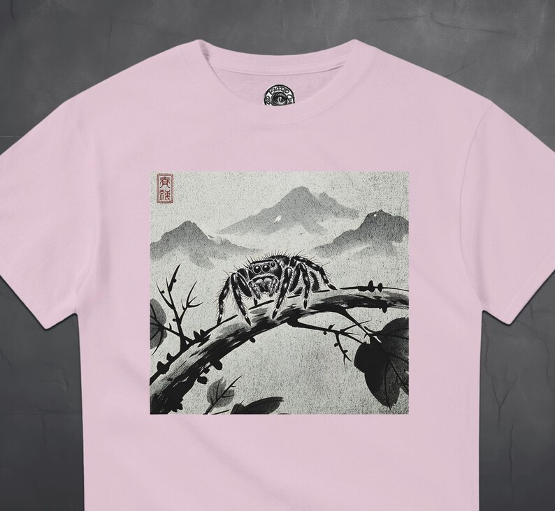 Hoppande spindel T-shirt - japansk bläckstil - gotisk natur T-shirt - läskig söt estetik - present till spindelälskare bild 7