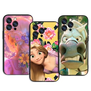 Könnte beinhalten: Drei Handyhüllen mit Charakteren aus dem Animationsfilm Rapunzel. Die Hüllen zeigen Rapunzel, Pascal und Maximus. Die Hüllen haben einen schwarzen Rand und sind mit leuchtenden Farben und floralen Mustern verziert.