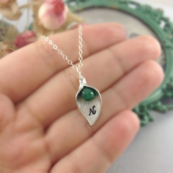 May Birthstone Necklace, Calla Lily Necklace, Mothers Day Gift, Emerald Jewelry, Birthday Gift, Sterling Silver, Calla Necklace, Initial