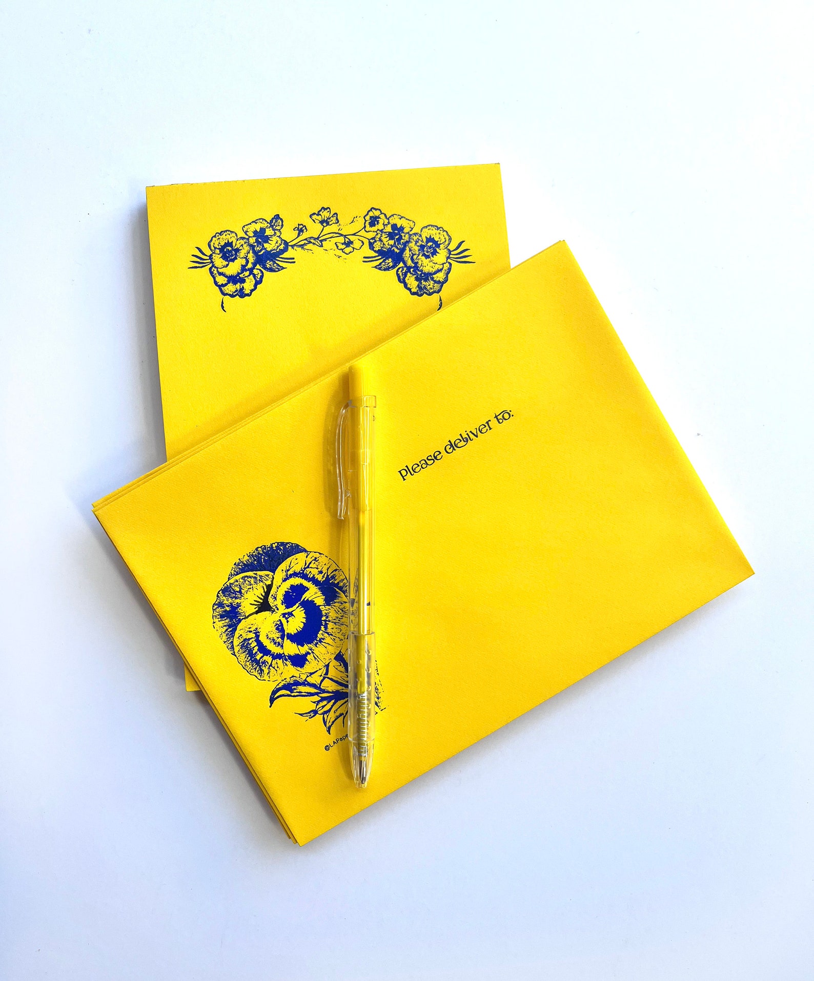 Yellow Floral Beautiful Notepad 70 Letter Writing Sheets Each One Has ...