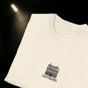 Retro Fulham Shirt - Unofficial Fan Inspired Hand-Drawn FFC Cottage Logo - Vintage Football Tee - Gift for Cottagers Fans - Unisex Present