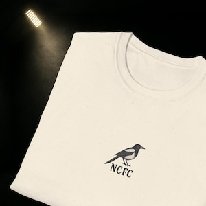 Retro Notts County Football Shirt - Vintage Magpies Tee for NFCF Fans - Classic Design - Unisex Gift for Supporters - Meadow Lane Gift