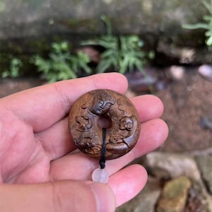 Handmade Wood Carved Pendant – Natural Wooden Necklace, Rustic Artisan Jewelry, Unique Gift for Nature Lovers