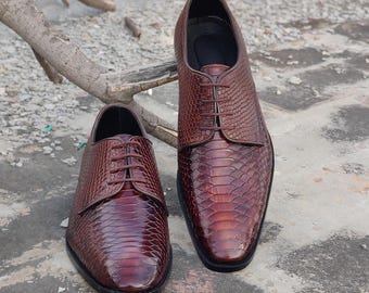 Handmade Anaconda Textured Leather Derby Shoes: Dual Tone Lace Ups
