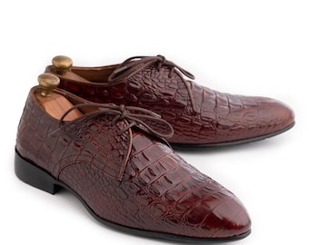 Handgefertigte Derby Oxfords aus Leder mit Alligator Prägung: Herren Schuhe