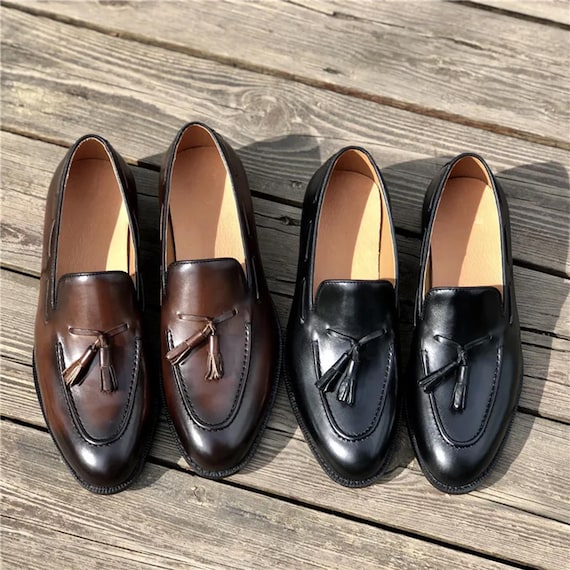 Handmade Leather Tassel Loafers: Black & Brown Slip-ons  display picture 1