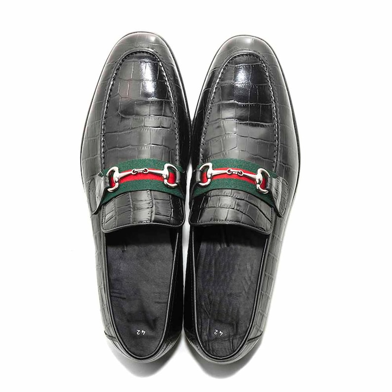 Premium full-grain cow leather with leather sole