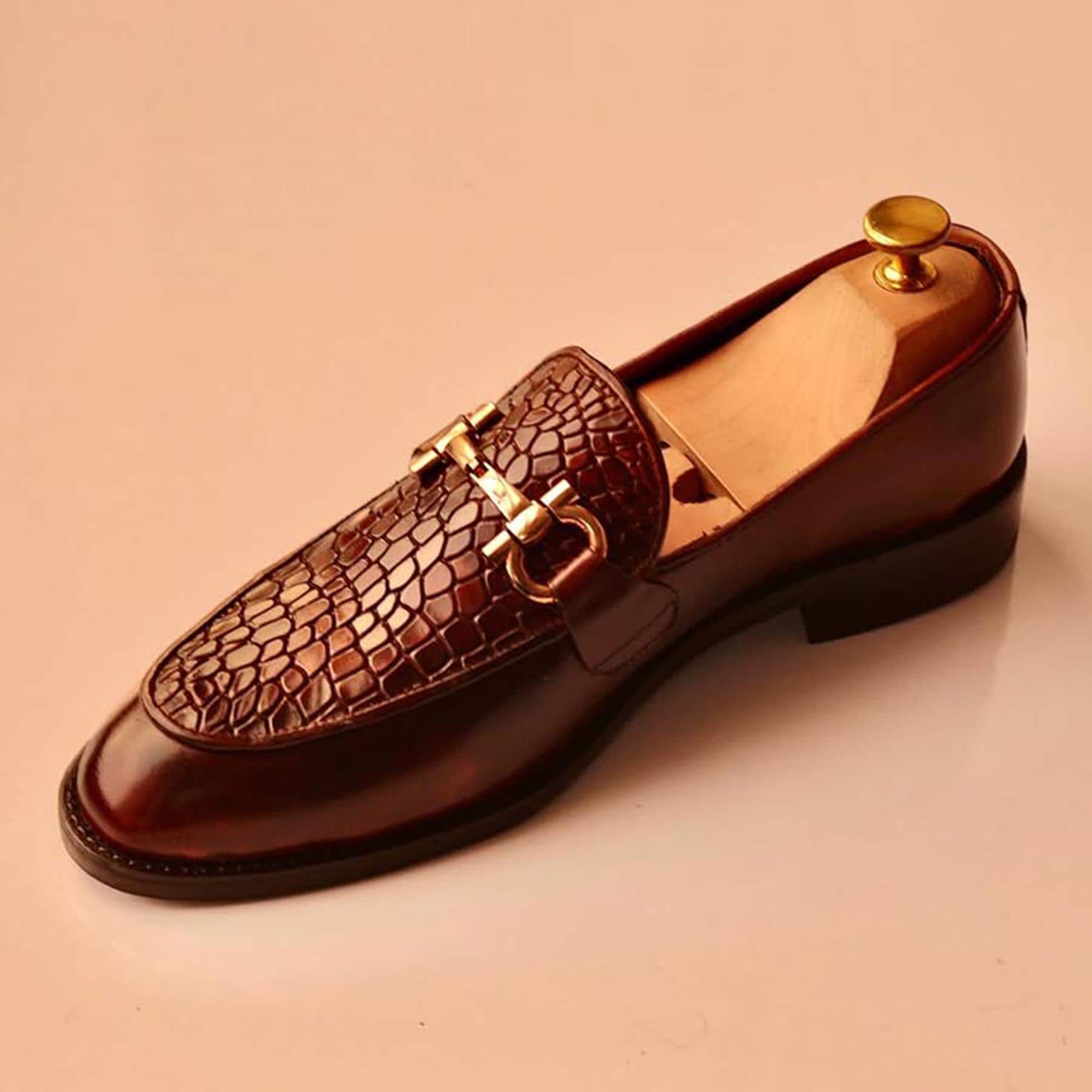 Handmade Brown Crocodile Embossed Leather Loafer: Men display picture 2