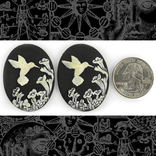 Hummingbird - Cream and Black 30mm x 40mm Resin Cameos - Set of Two - CAM112