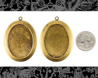 Antiqued Brass - 30mm  x 40mm - Cameo Frames with Smooth Border - Set of Two *AB-F37