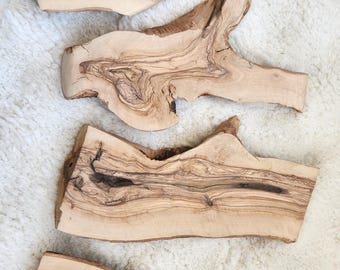 Olijfhouten plaat: rustieke live-rand voor knutselen en decoreren (12 x 28 cm