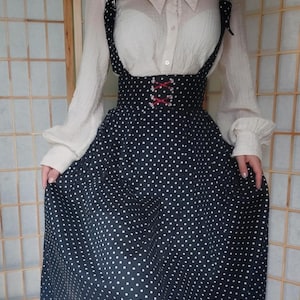 Polka Dot Cotton Skirt: Retro 50s Style with Pockets