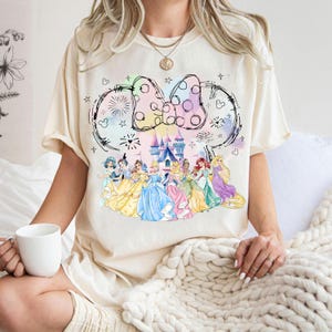 Disney Princess Coquette Bow Shirt, Princess Matching T-shirt, Disney Girl Trip Tee, Cinderella Ariel Shirt, Belle Tiana Rapunzel Sweatshirt