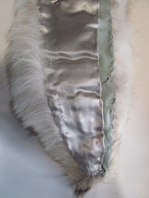 Vintage Fur collar, light fur satin backed, maybe… - image 2