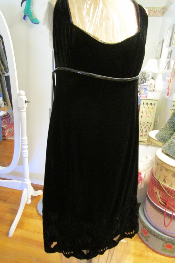 Black Velvet Tahari Short dress Midriff fit Size … - image 1
