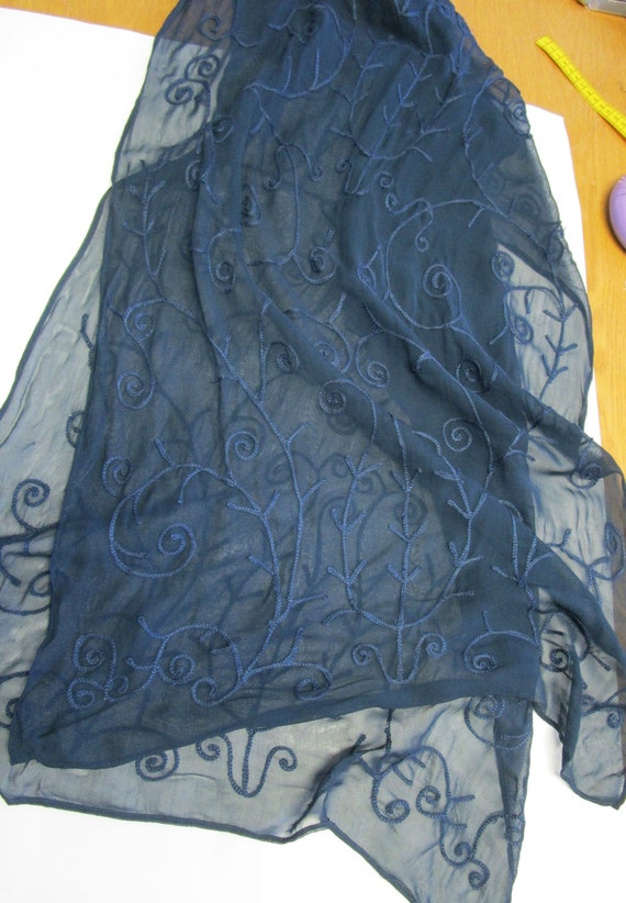 Vintage Gap Dark Teal Turquoise scroll embroidered
