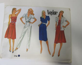 Vintage Vogue 2706 Pattern, UNCUT, Size 10
