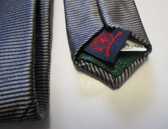 Vintage Lot of 3 ties, 2 Hilfiger and 1 Talbott - image 6