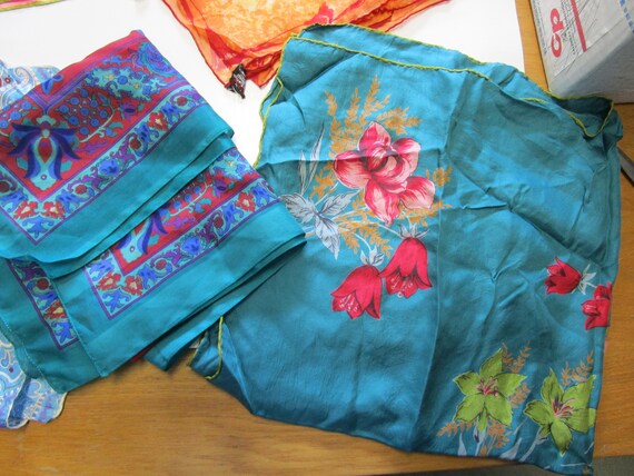 Lot of 8 Small Square Printed Scarves, silk and p… - image 3
