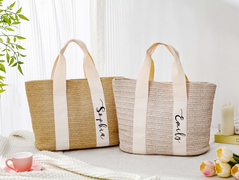 Gepersonaliseerde stro strandtassen, aangepaste strandtas, draagtas stro naam, cadeautasje bruidsmeisje, cadeauzakjes vrijgezellenfeest, jute draagtas, trouwbedankjes afbeelding 14