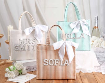Personalized Tote Gift bag,Bridesmaid Gift Bag with Name,Monogram Beach Tote Bag,Bridesmaid gifts,Bachelorette Party Favor,Christmas Gifts