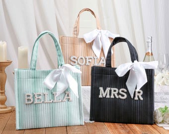 Personalized Tote Gift bag,Monogram Beach Tote Bag,Bridesmaid Gift Bag with Name,Bridesmaid gifts,Bachelorette Party Favor,Christmas Gifts