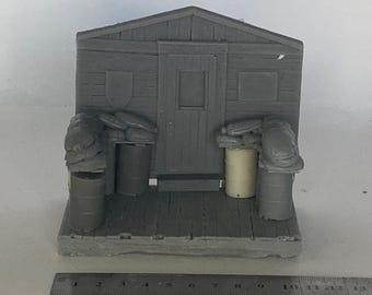 1/35 Scale Vietnam War US Army Barracks Command Post Diorama Kit (Resin)