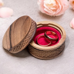 Wooden Ring Box, Walnut Jewelry Box with Velvet Interior, Personalized Engraving, Wedding Proposal Ring Case, Handmade Gift Box,Wedding Gift