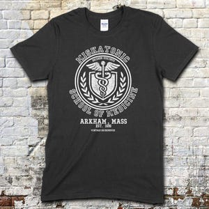 Miskatonic School of Medicine t-shirt from the HP Lovecraft/Cthulhu Mythos universe