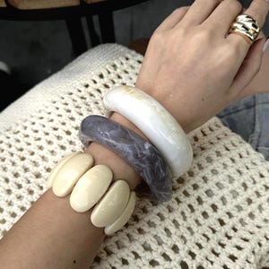 Chunky Resin Bracelet, Resin Boho Bangles, Wide Bracelet, Carved Organic Resin, Statement Bangle , Gift for Her, Stackable Resin Bangle