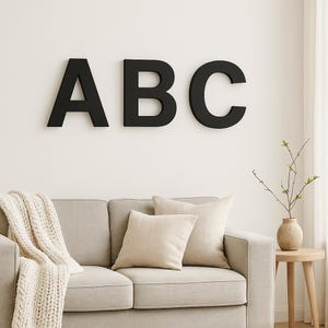 Letras y números de madera negra | Decoración personalizable e independiente para nombres, palabras y fechas | Idea de regalo moderna para el hogar y eventos