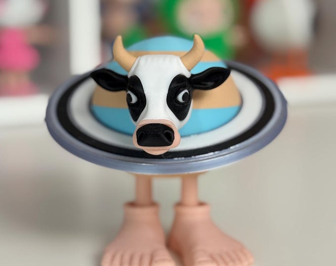 Saturn Cow Figure Saturnite, 11cm articulated, Italian meme Saturn Cow Figure Saturnite