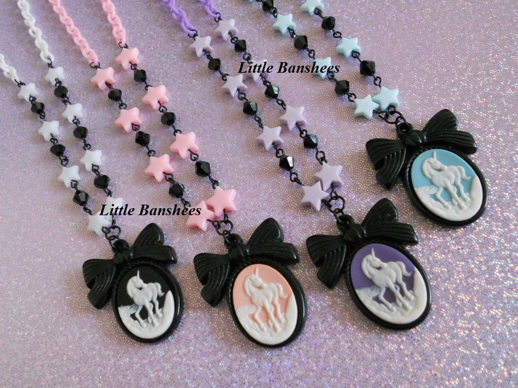 10Pcs Pastel Goth Charms Skull Rose Buttock Creepy Acrylic Jewlery Findings  For Earring Necklace Diy Making