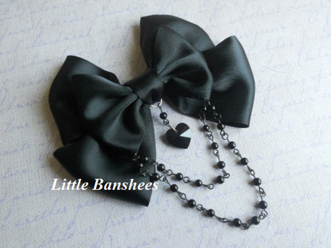 Goth Hair Clip or Brooch Black Bow With Black Glass Heart and Black ...