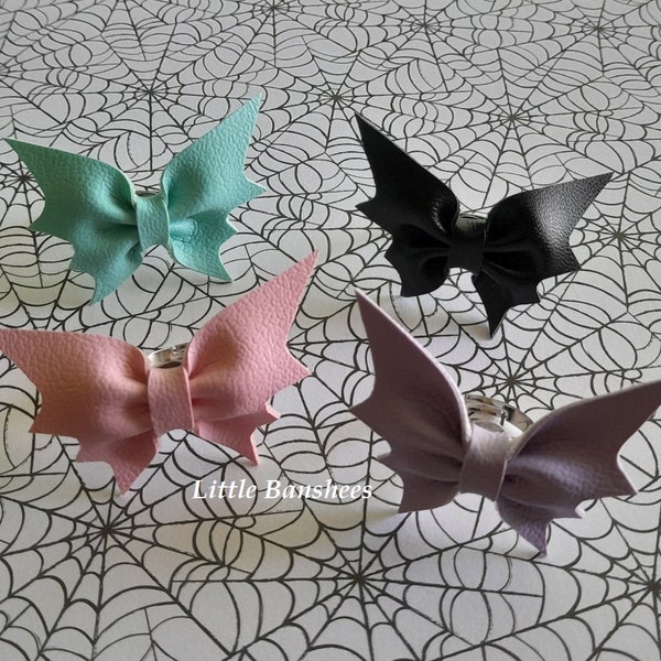 Pastel goth bat wing bow ring gothic lolita