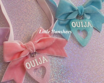 ouija planchette heart choker necklace with bow pastel goth velvet ribbon pink blue