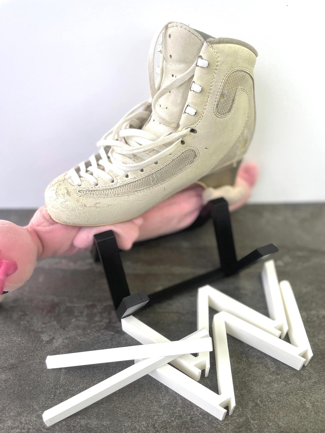 Figure Skate Holder Stand, Freestanding Ice Skate Stand , Figure Skate ...