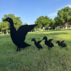 Duck metal, yard art, yard decoration, gift, cute duck decoration