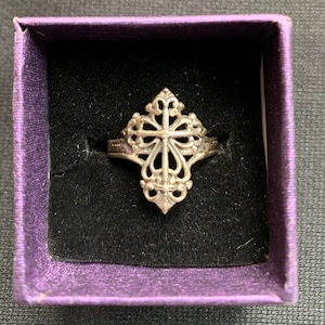 Vintage Ornate Sterling Cross Fleur de Lis Ring Size 6