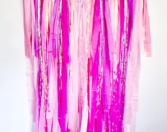 Rosa Hintergrund, rosa Fransenhintergrund, benutzerdefinierter Hintergrund, Quastenwand, rosa Geburtstagsfeier, Prinzessin, Junggesellenabschied, rosa