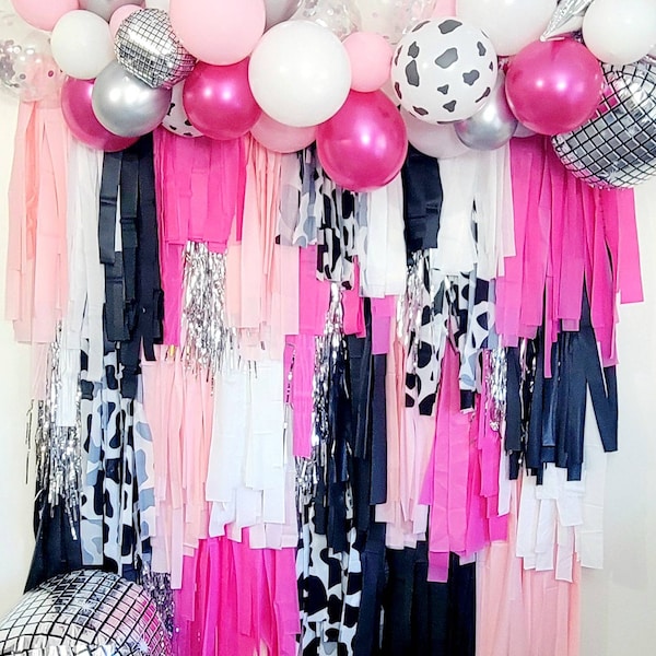 Let's Go girls,Fringe Backdrop,Plastic tablecloth backdrop,bachelorette party decoration,Nash bash,Nashville bride,brides last ride