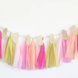 PINEAPPLE GARLAND, decoración de piña, banner personalizado, fiesta tropical, fiesta en la piscina, cumpleaños, frutti tutti, luau, banner de brillo, piña de oro