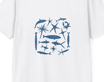 Koszulka z motywem morskiej przygody: Plaża i wędkarstwo – unisex, letnia odzież