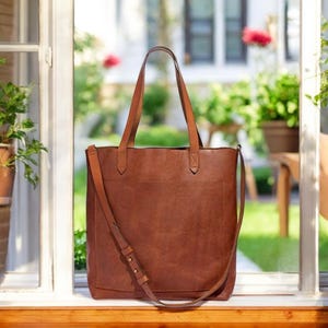 Leder Tote Bag für Frauen - Große Rindsleder Handtasche mit langen Griffen - Hellbraune Reise Umhängetasche - Geldbörse für jeden Tag